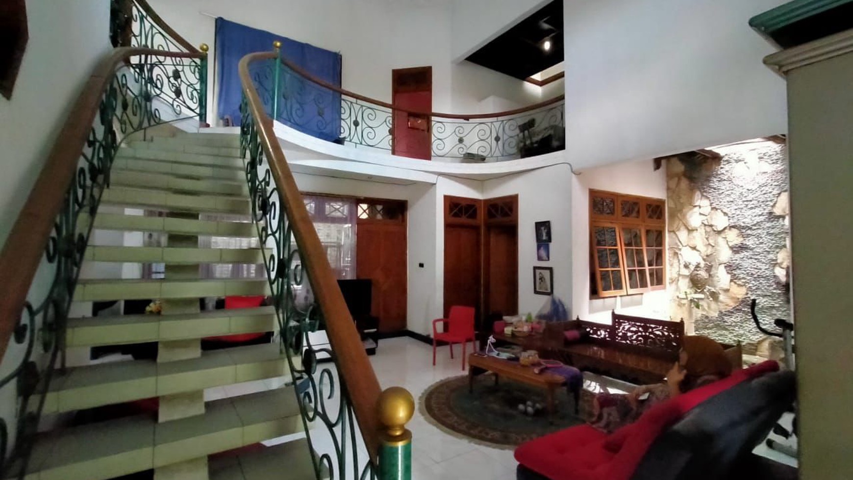 1681. Dijual Rumah Sarono Jiwo Surabaya