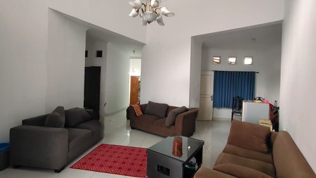 Rumah 1 Lantai di Anggrek Loka Bsd City, atap baja ringan