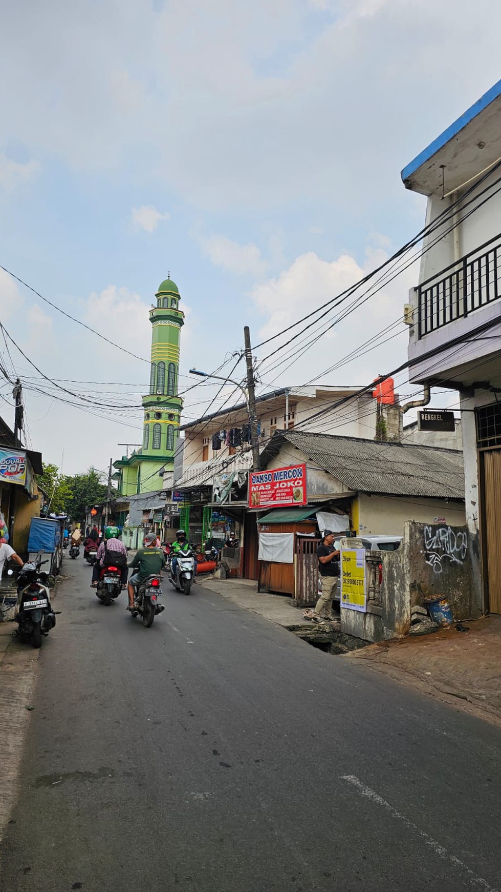 Rumah Lokasi Strategis Terdapat 2 Unit Ruko @Cengkareng