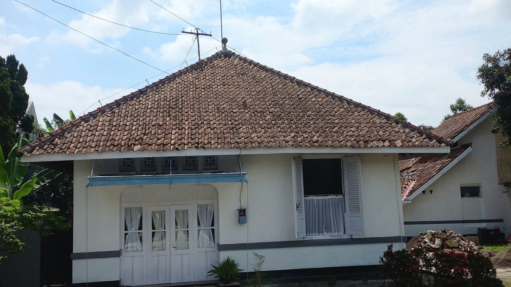 Dijual Rumah Gaya Kolonial Belanda Pusat Kota Purwokerto