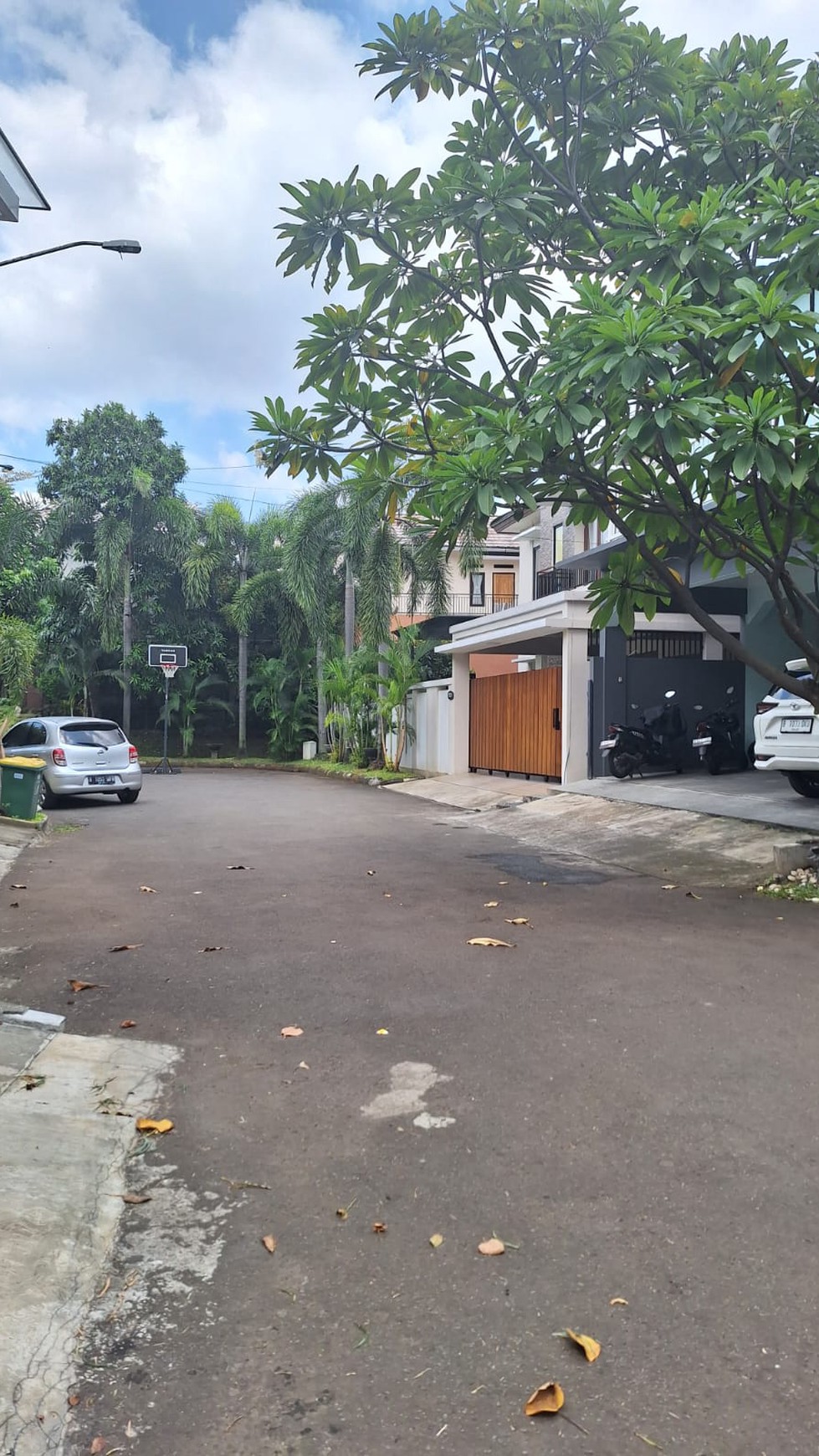 Rumah Bagus Di Cikini Bintaro Jaya Sektor 7