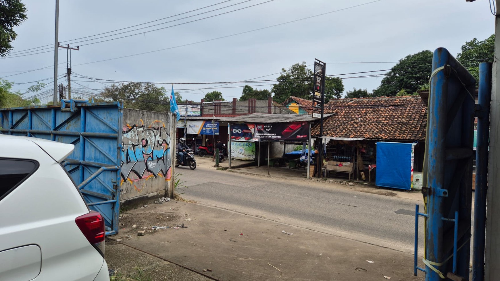 Gudang  Pinggir Jalan Raya Ciseeng Bogor