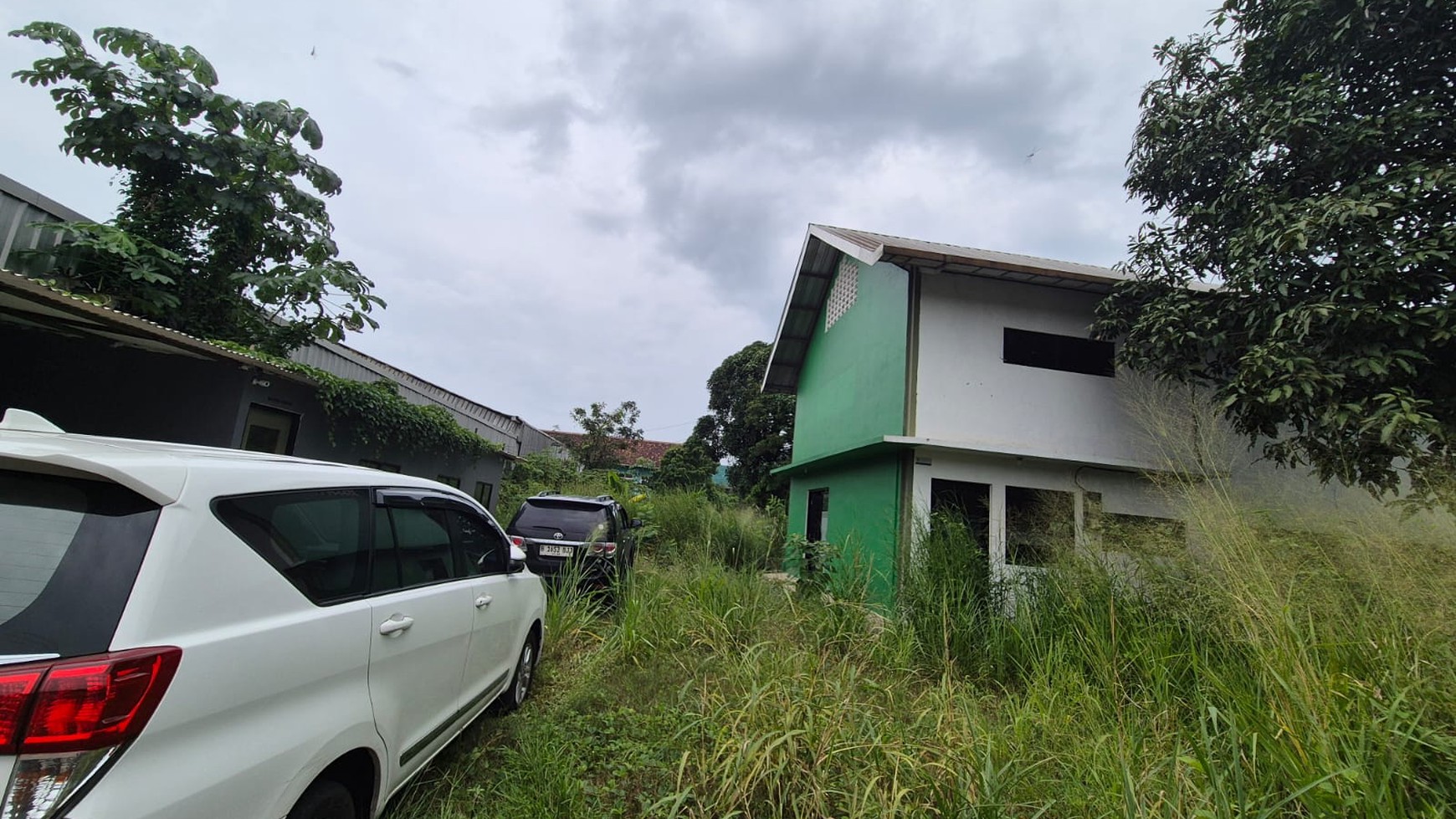 Gudang  Pinggir Jalan Raya Ciseeng Bogor