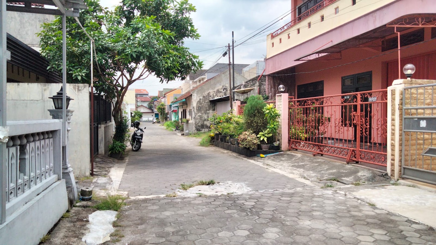 Rumah 2 Lantai Lokasi Strategis Dekat Sindu Kusuma Edupark (SKE)