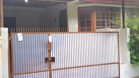 Rumah Siap Huni Lokasi Strategis dekat STAN Bintaro @Bintaro Sektor 5