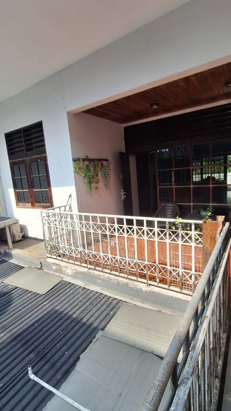 Dijual rumah di jalan mangga