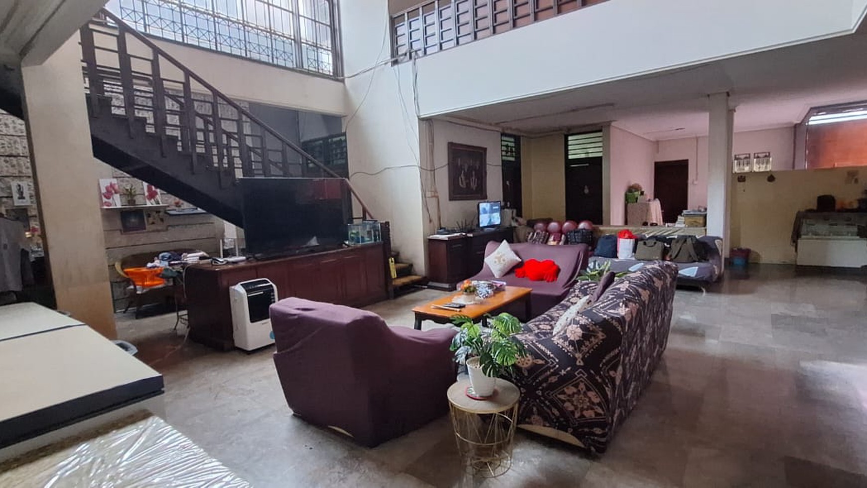 Dijual rumah di jalan mangga