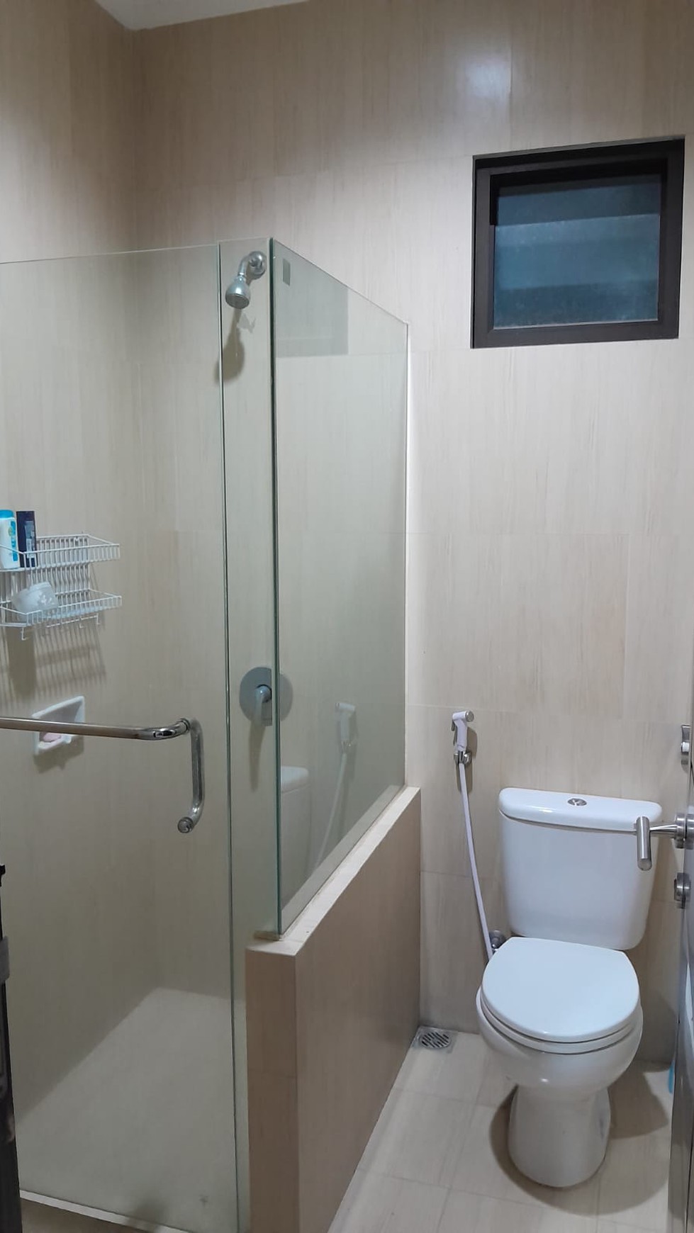 TerMURAH LUAS Rumah Waterfront Citraland Surabaya Barat FULL FURNISHED SPESIAL Row Jalan 12 meter Dekat Universitas Ciputra 