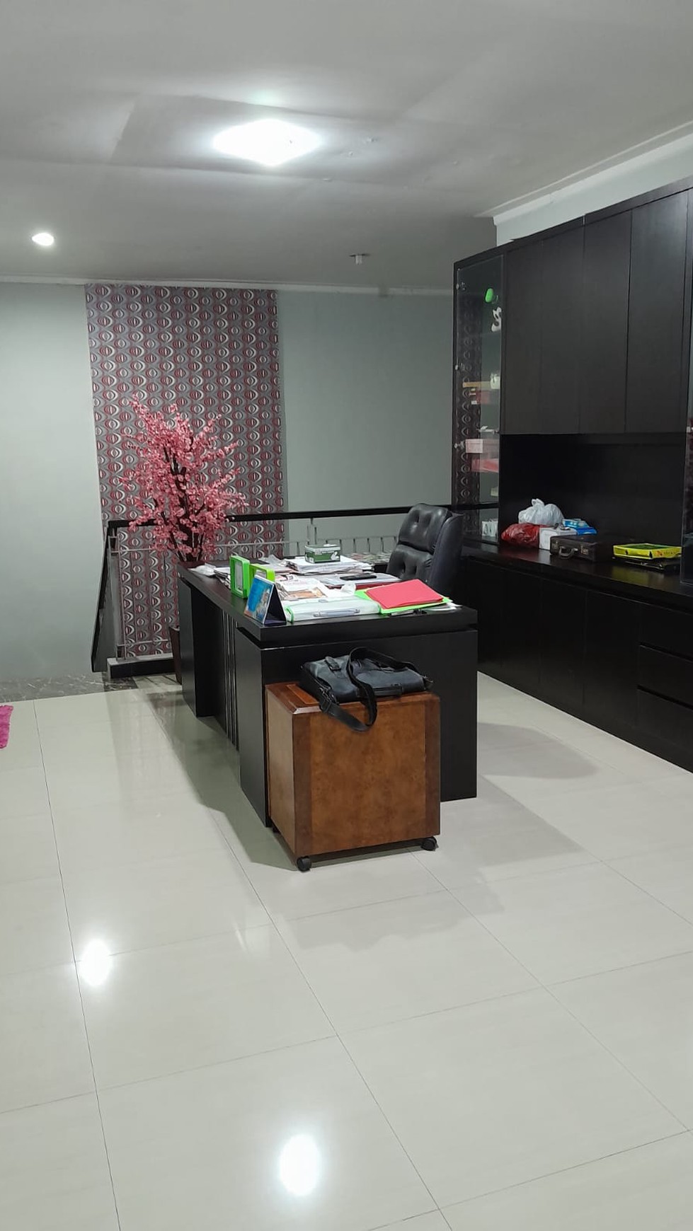 TerMURAH LUAS Rumah Waterfront Citraland Surabaya Barat FULL FURNISHED SPESIAL Row Jalan 12 meter Dekat Universitas Ciputra 