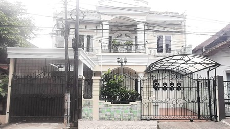 Rumah Bagus 3Lantai Diarea Bintaro Jaya Sektor 3, Akses Gate Tol