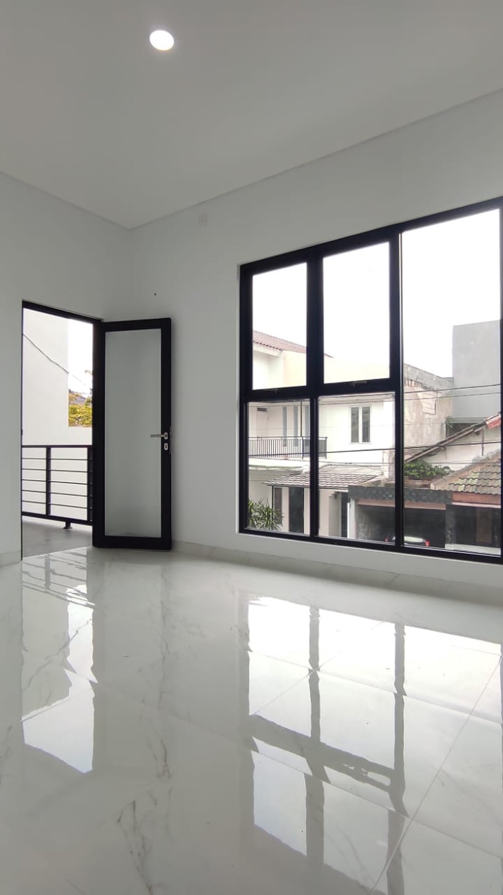 Rumah Bagus Siap Huni di Mertilang Bintaro Jaya Sektor 9 