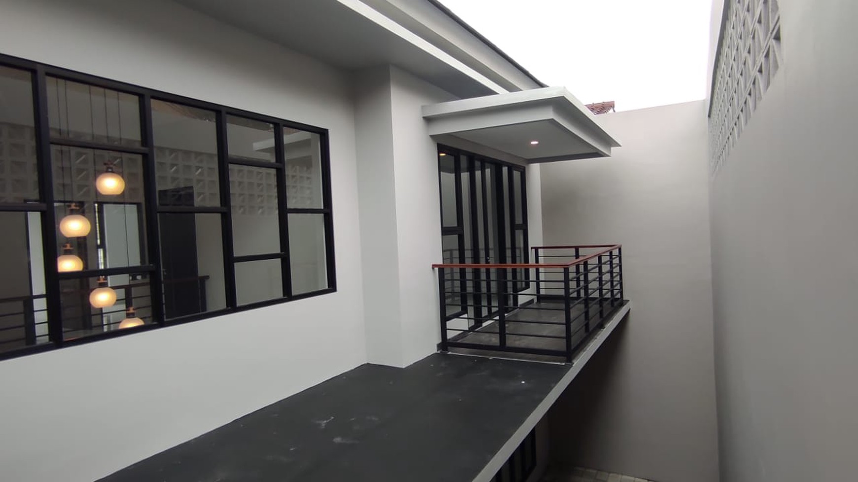 Rumah Bagus Siap Huni di Mertilang Bintaro Jaya Sektor 9 