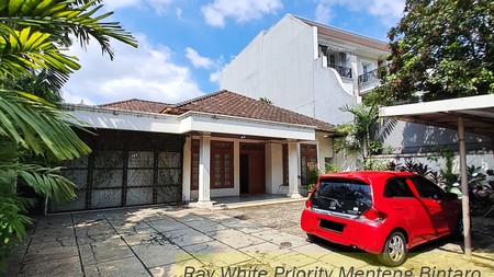 Rumah Hitung Tanah di Kawasan Elite Pondok Indah, Jakarta Selatan