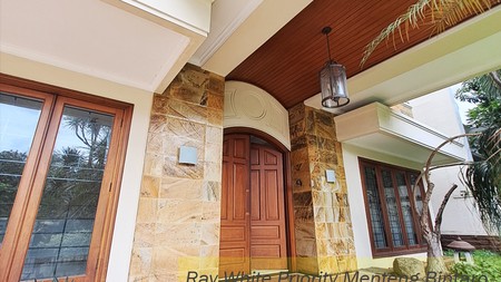 Rumah Mewah dan Elite di Kawasan Pondok Indah, Jakarta Selatan 