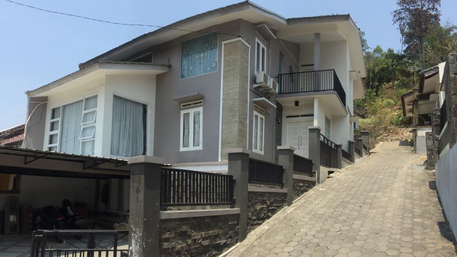 Rumah Mewah Minimalis Full Furnished Bandar Lampung