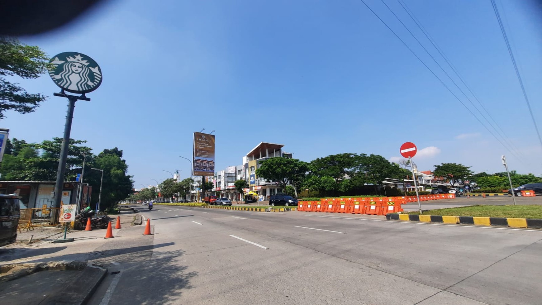 RUMAH KOST DILOKASI STRATEGIS DIDEKAT PUSAT KULINER KEDASIH ANGGREK RAYA JABABEKA CIKARANG