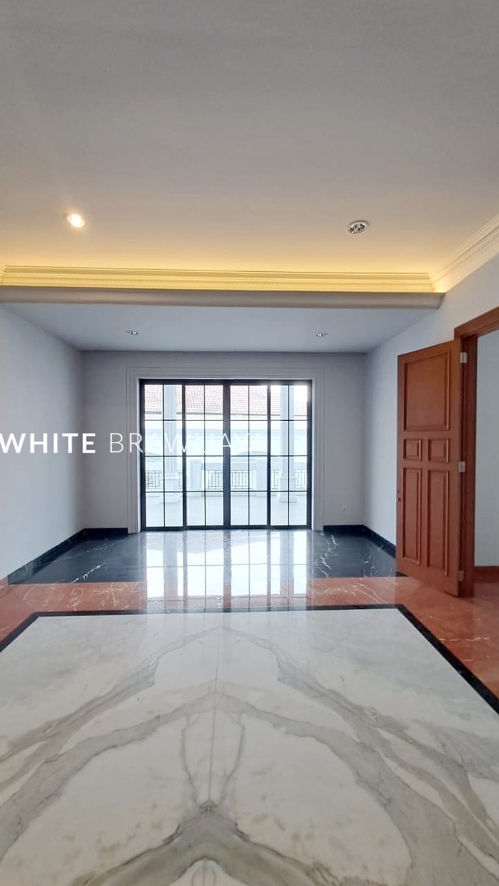 Brand New House Lokasi Premium Area Pondok Indah