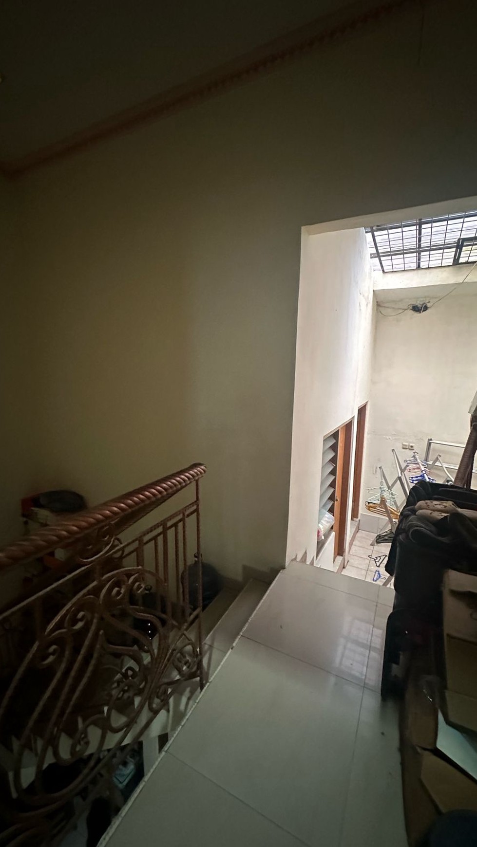  Rumah 1,5 Lantai sudah Renov, Lokasi strategis di Kopyor Kelapa Gading