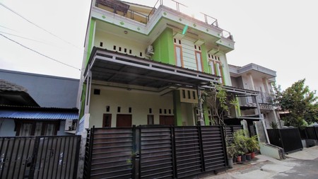 Rumah 3 Lantai Siap Huni dan Lokasi Strategis @Ciputat