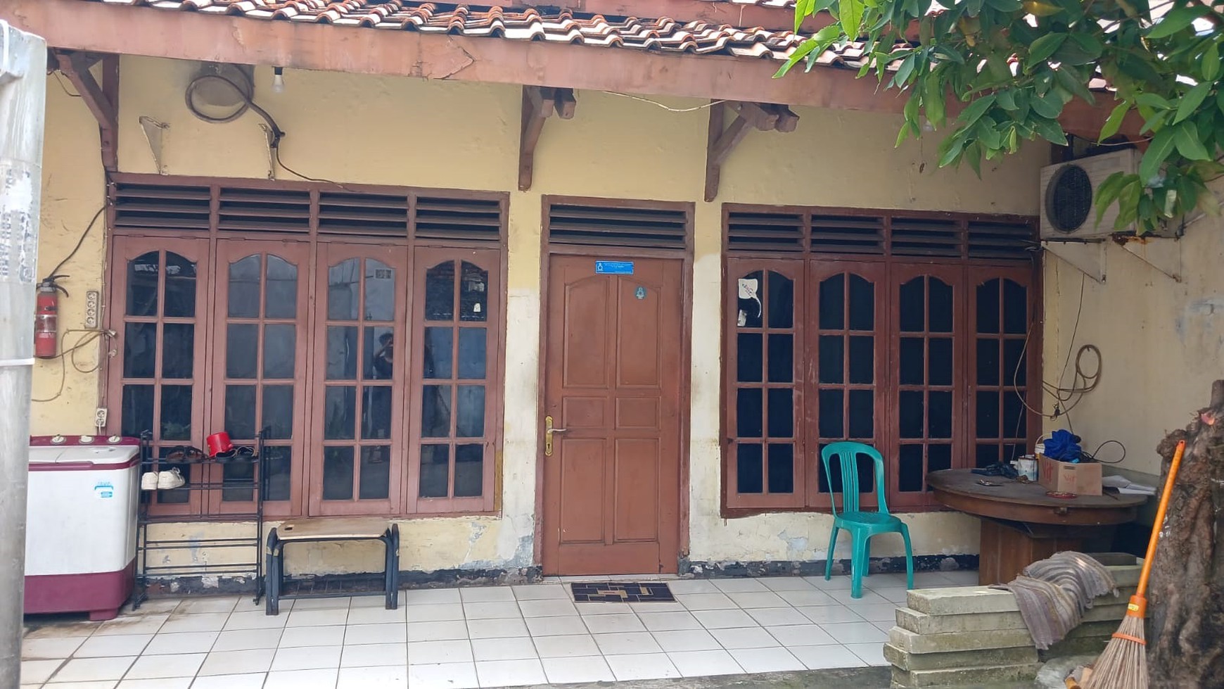 Rumah Hitung Tanah dan Lokasi Strategis @Cengkareng