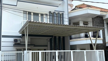 Dijual Rumah Baru Griya Babatan Mukti Wiyung Sby BONUS Full Furnished + Elektronik- Strategis dekat Pakuwon Mall, PTC, Supermall