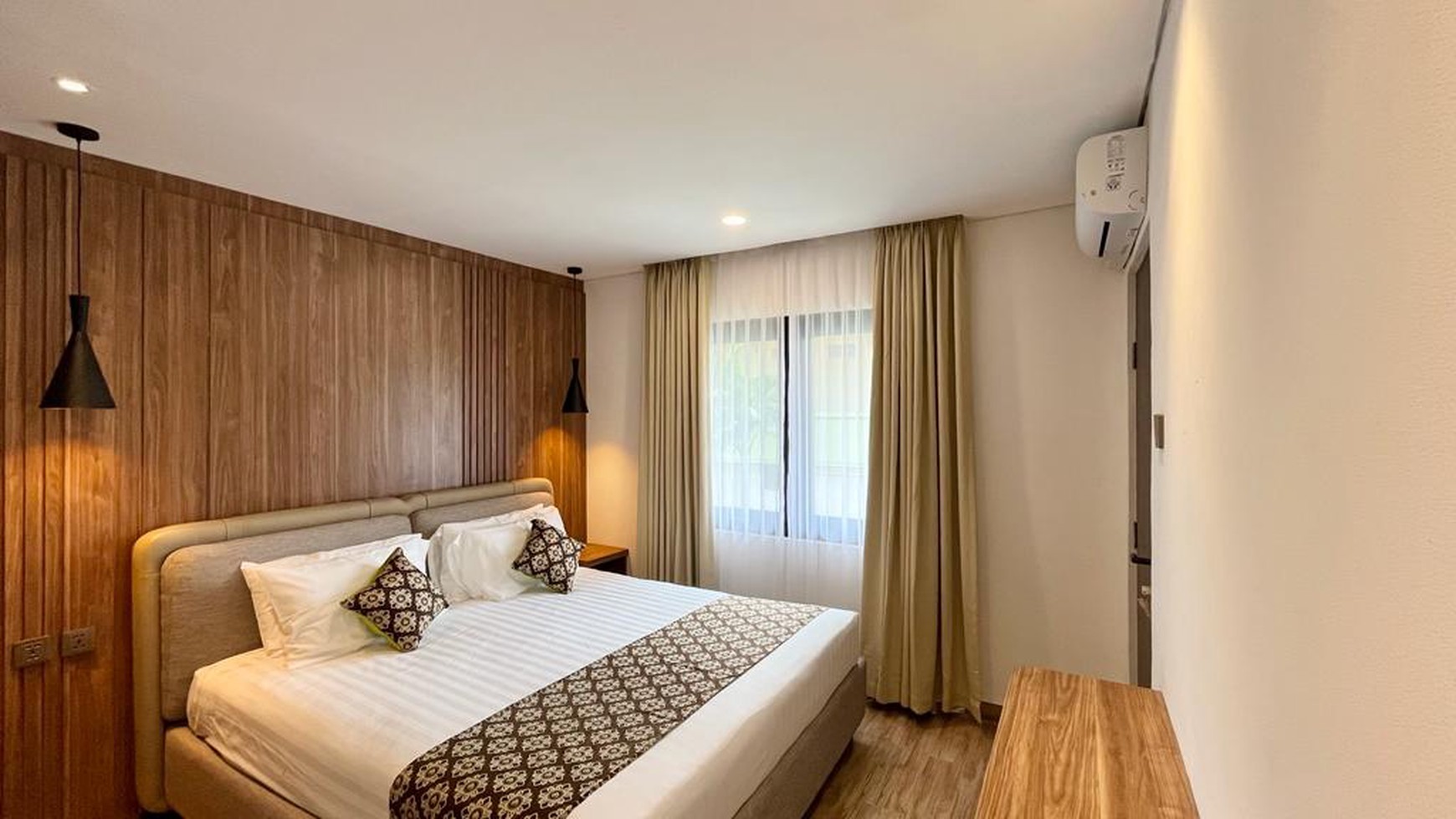 LEASEHOLD 1 BEDROOM APARTMENT IN HOTEL RESIDENCE AREA NUSA DUA