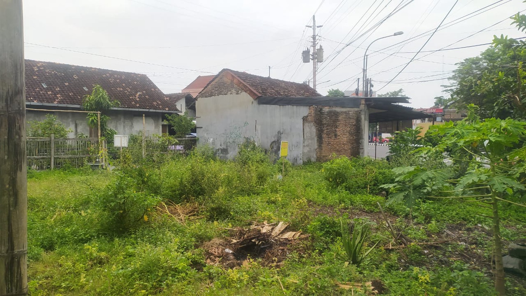 Tanah Pekarangan Luas 224 Meter Persegi Lokasi Dekat Sleman City Hall 