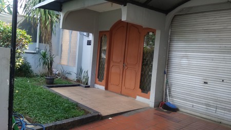 Rumah Lokasi Strategis Di Bintaro Sektor 1 Jakarta Selatan