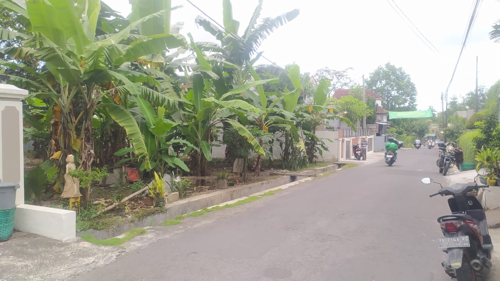 Tanah Pekarangan Luas 847 Meter Persegi Lokasi Belakang Hotel Hyatt Palagan 