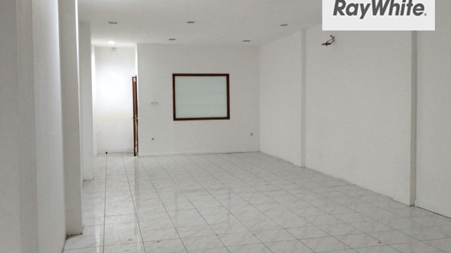 Disewa Ruko 4 Lantai jln Juanda 3 Jakarta Pusat