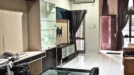 Ivory garden Rumah Taman Dikelilingi Pohon Rindang Di Lippo Cikarang