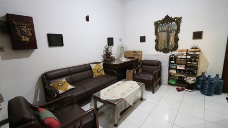 Dijual Rumah dengan 7+1 Kamar Tidur  di Kelapa Gading Timur / For Sale : House 7 + 1 Bedrooms in Kelapa Gading Timur