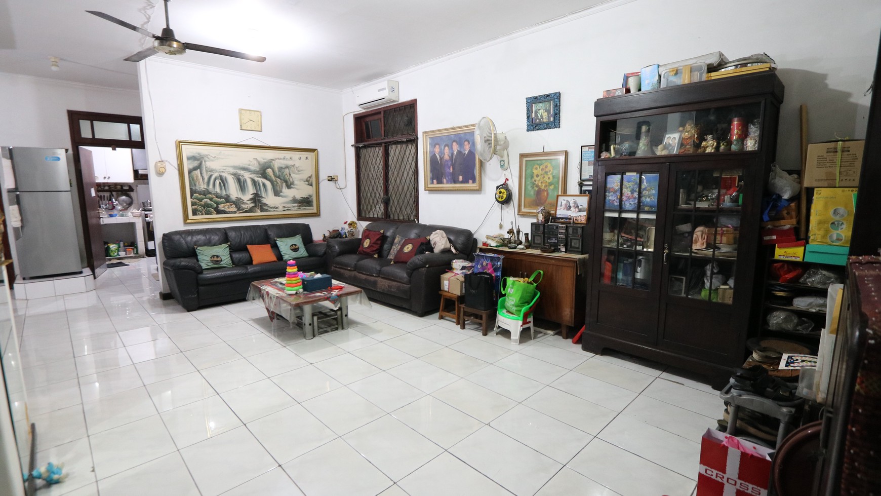 Dijual Rumah dengan 7+1 Kamar Tidur  di Kelapa Gading Timur / For Sale : House 7 + 1 Bedrooms in Kelapa Gading Timur