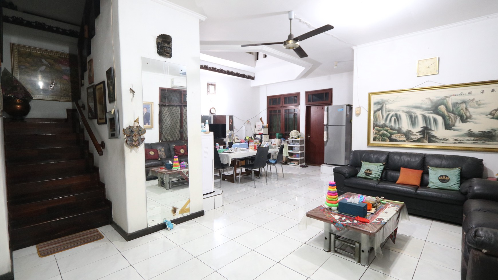 Dijual Rumah dengan 7+1 Kamar Tidur  di Kelapa Gading Timur / For Sale : House 7 + 1 Bedrooms in Kelapa Gading Timur