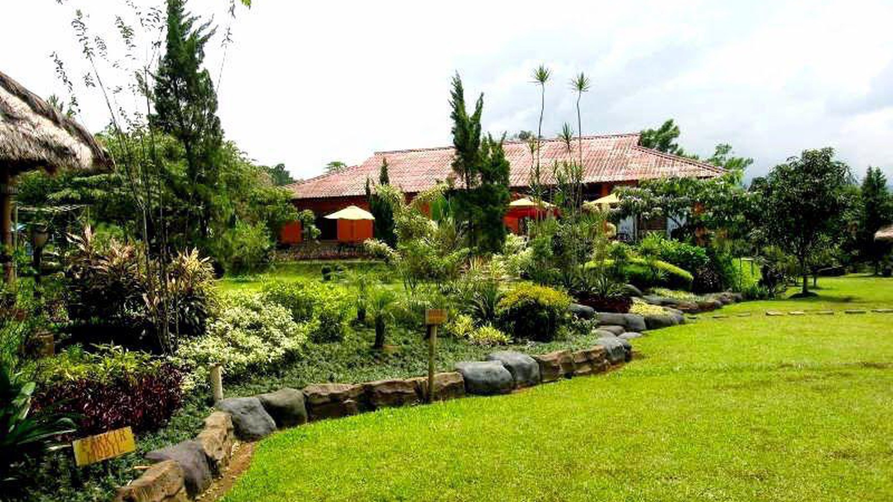 Best Investation -  Villa/Cottage dan Resto di Pancawati Caringin Bogor