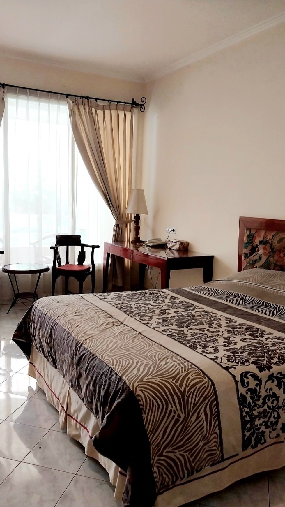 Full Furnished Beautiful Guest House located in the strategic  area in Pejaten, South Jakarta