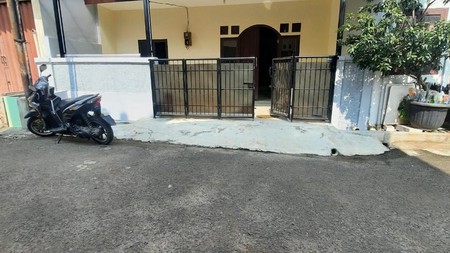 Rumah Siap Huni dan Lokasi Strategis @Jombang, Ciputat