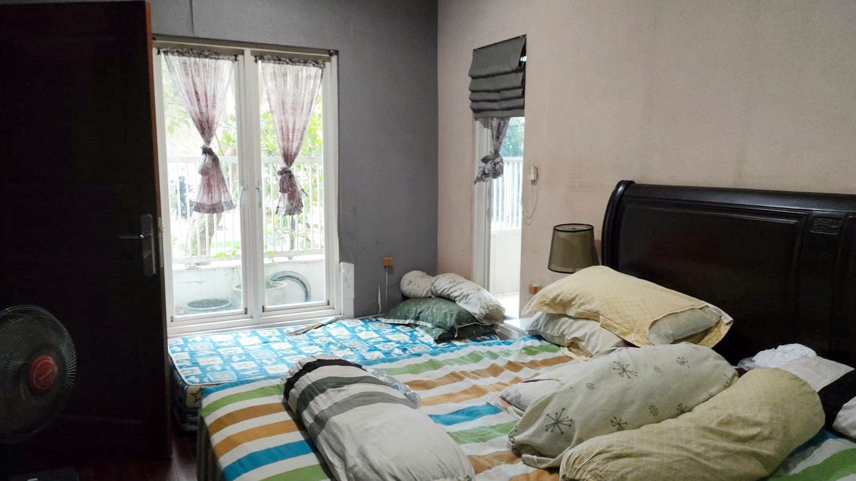 Rumah di Perum Juanda Regency Sidoarjo, 1.5 Lantai, Hook/Pojokan, Dekat Bandara, Siap Huni - RI -