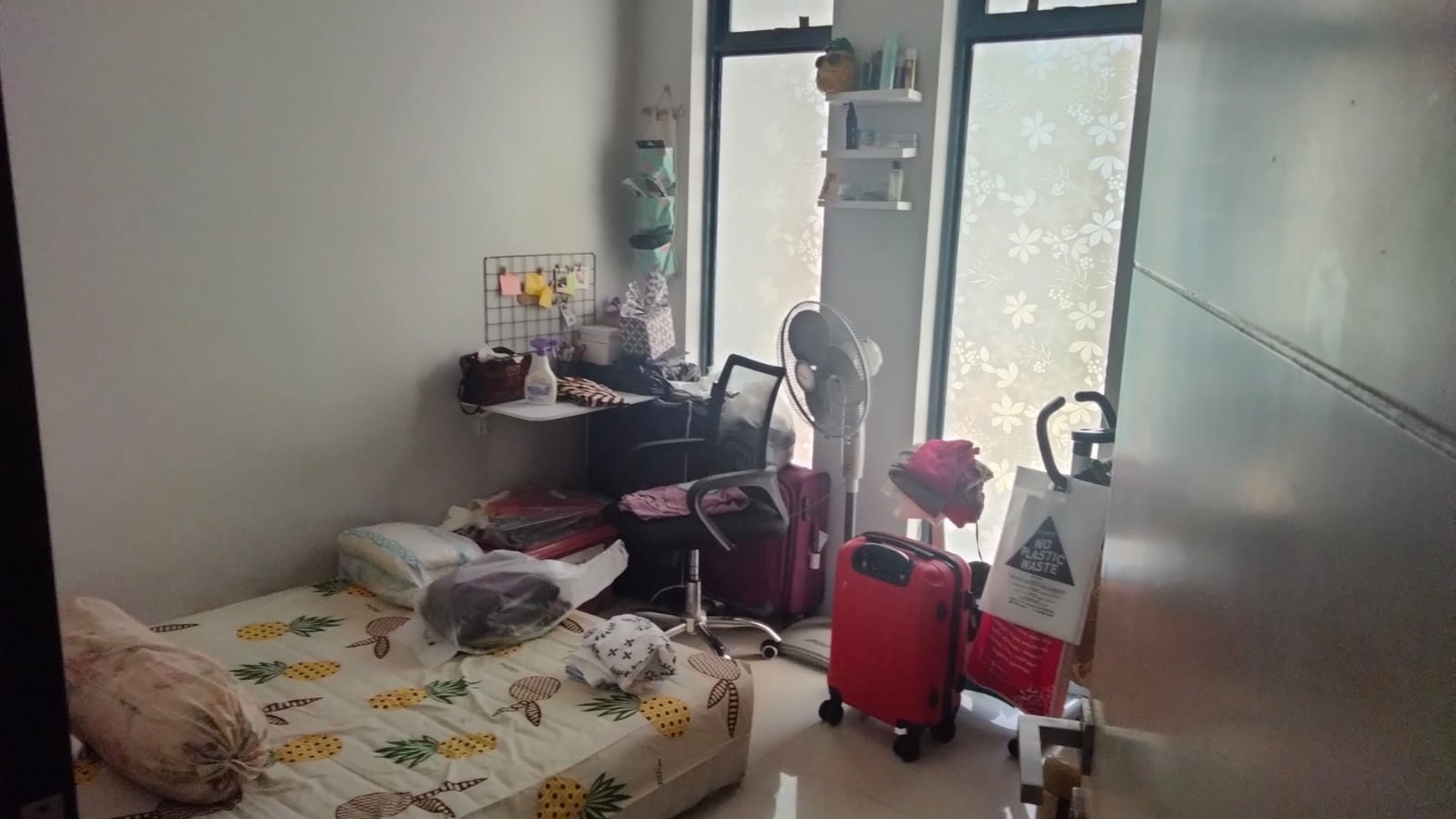Dijual Rumah Pondok Chandra Cluster Opal.- Modern 2 Lantai Siap Huni