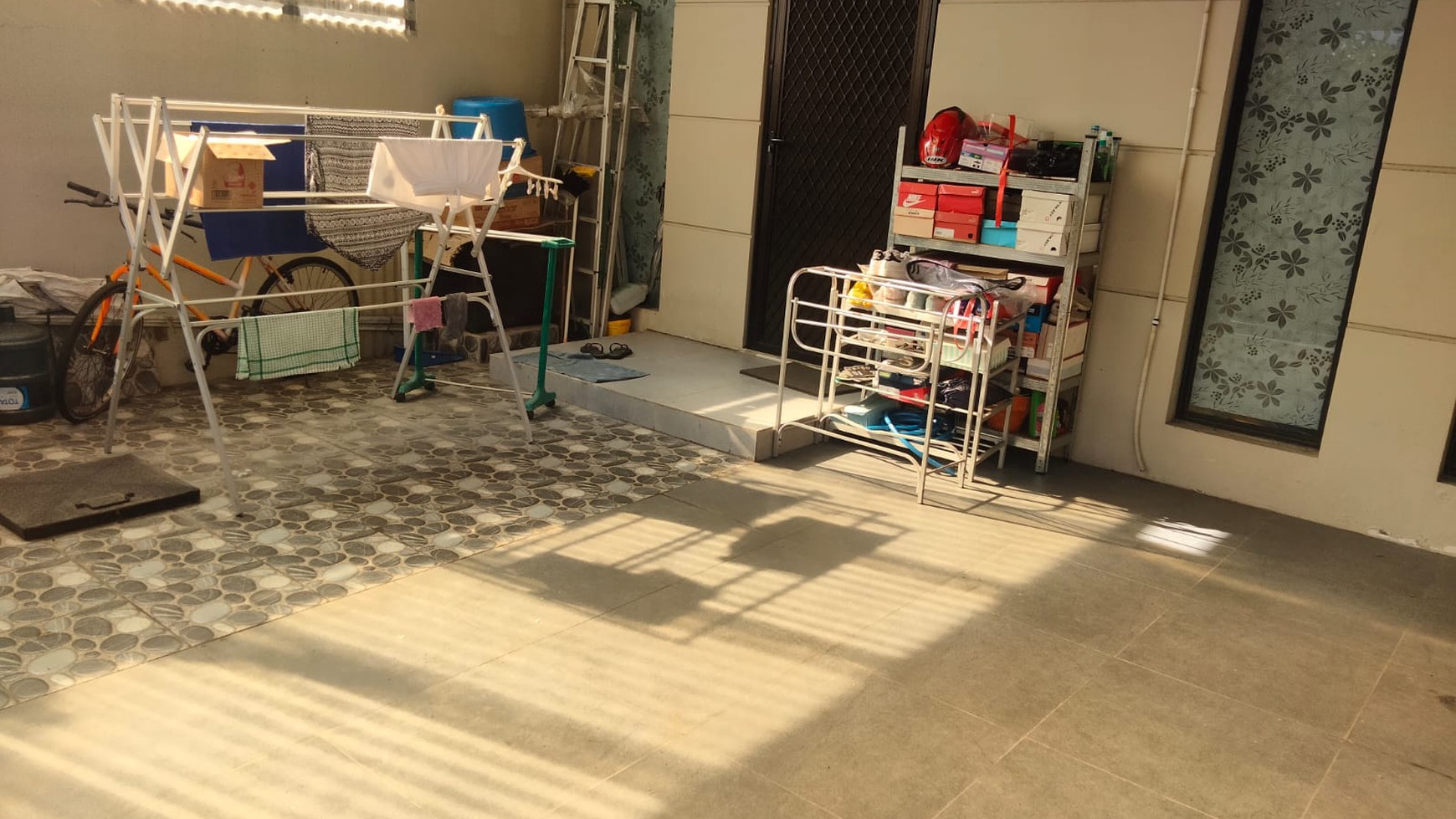 Dijual Rumah Pondok Chandra Cluster Opal.- Modern 2 Lantai Siap Huni