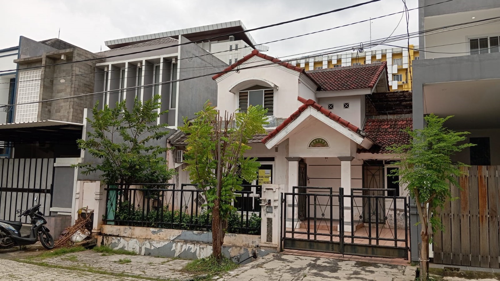 Dijual Rumah cantik di Sektor 7 Gading Serpong dengan harga menarik