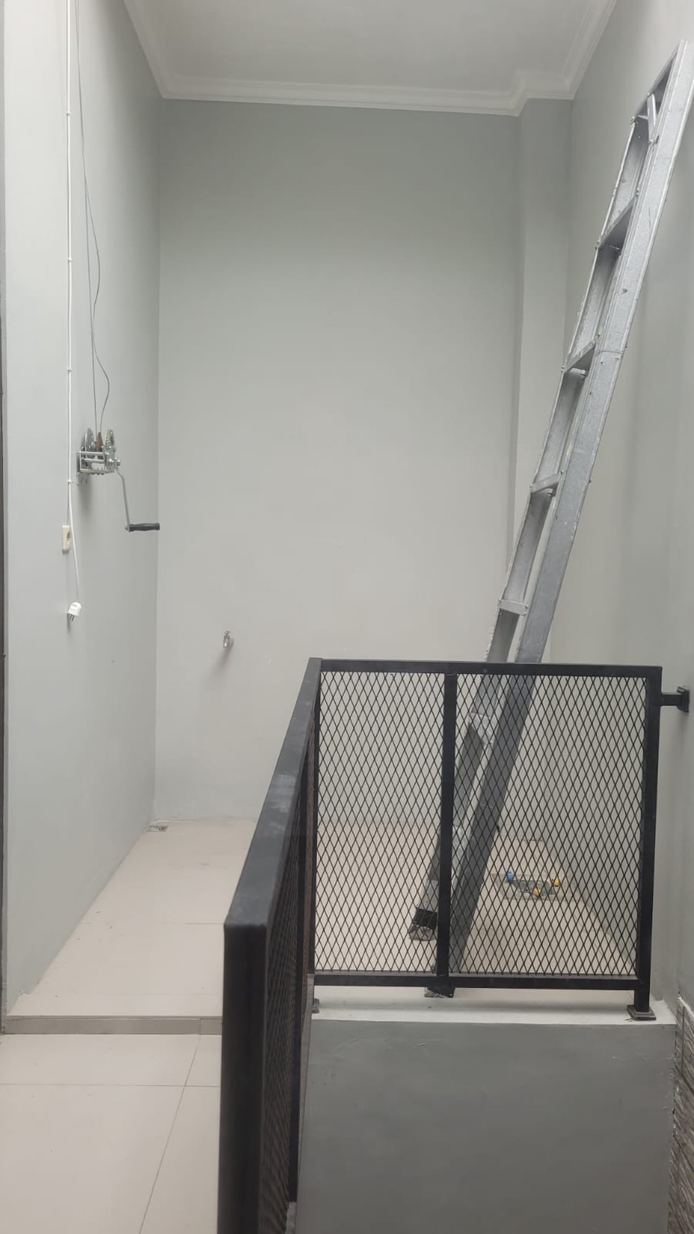 Rumah Siap Huni Brand New Semi Furnised di Cluster Jalak Bali Graha Bintaro