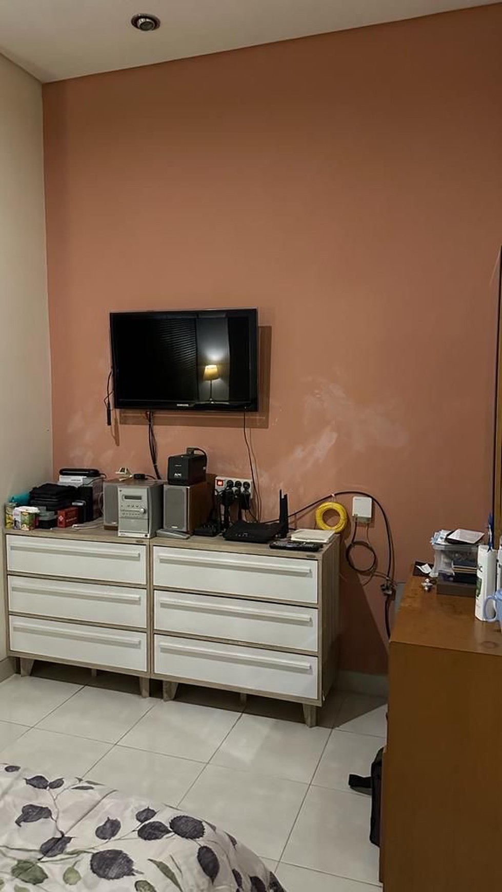 Rumah Cantik Semi Furnished di Neo Catalonia Nusaloka BSD City