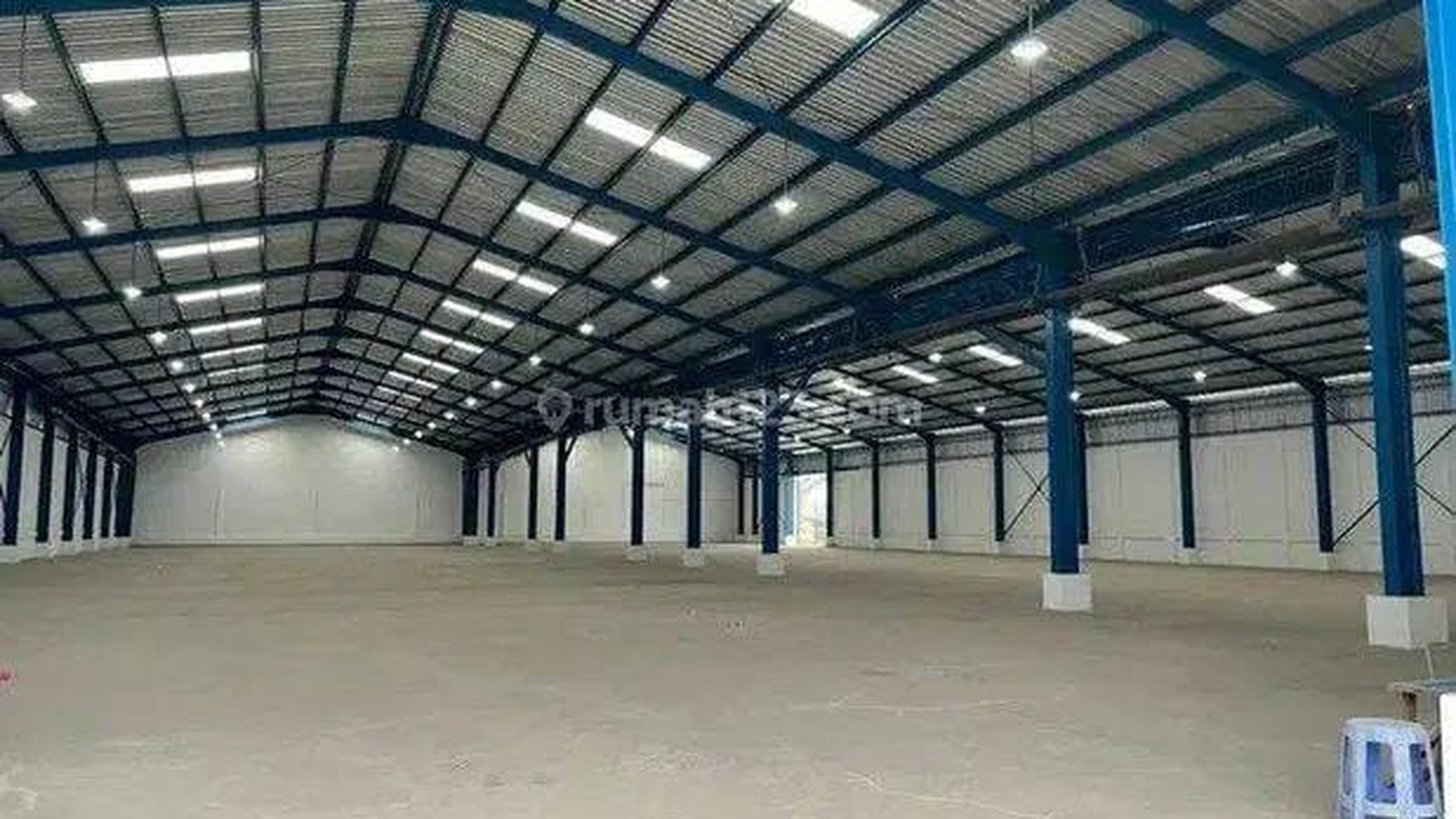 Dijual 2208 m2 Gudang Kota Probolinggo JATIM di Jl.Raden Wijaya - Strategis Lokasi