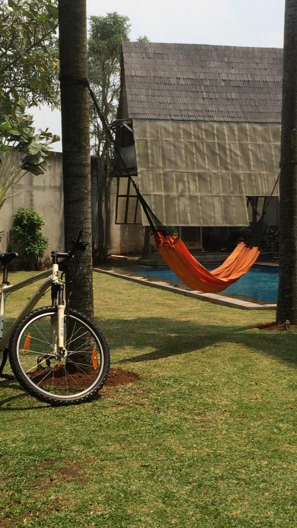 RUMAH MEWAH DENGAN KOLAM RENANG DI TERRACE GOLF BSD CITY