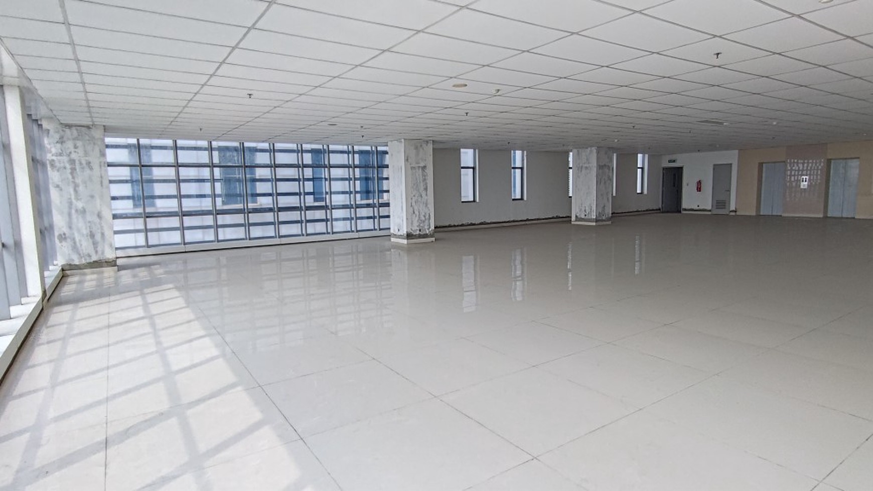 Office Space Dekat Bandara Soetta, Cengkareng Business City