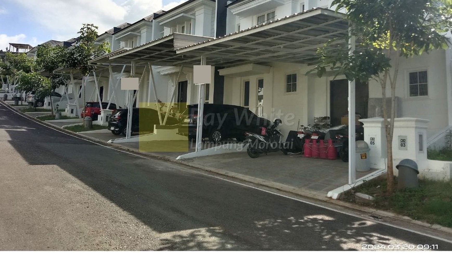 Dijual Rumah Doble dalam Perumahan 