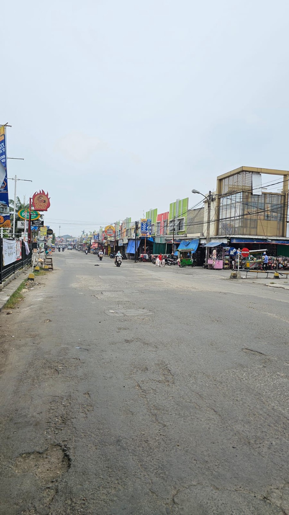 Dijual Ruko Gandeng Lokasi Sangat Strategis di Pondok Ungu Permai, Bekasi