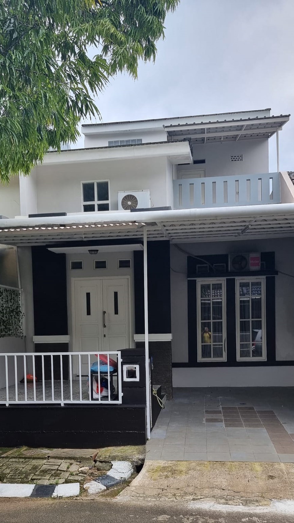 Rumah Cantik Siap Huni dengan Hunian Nyaman dan Asri @Bintaro