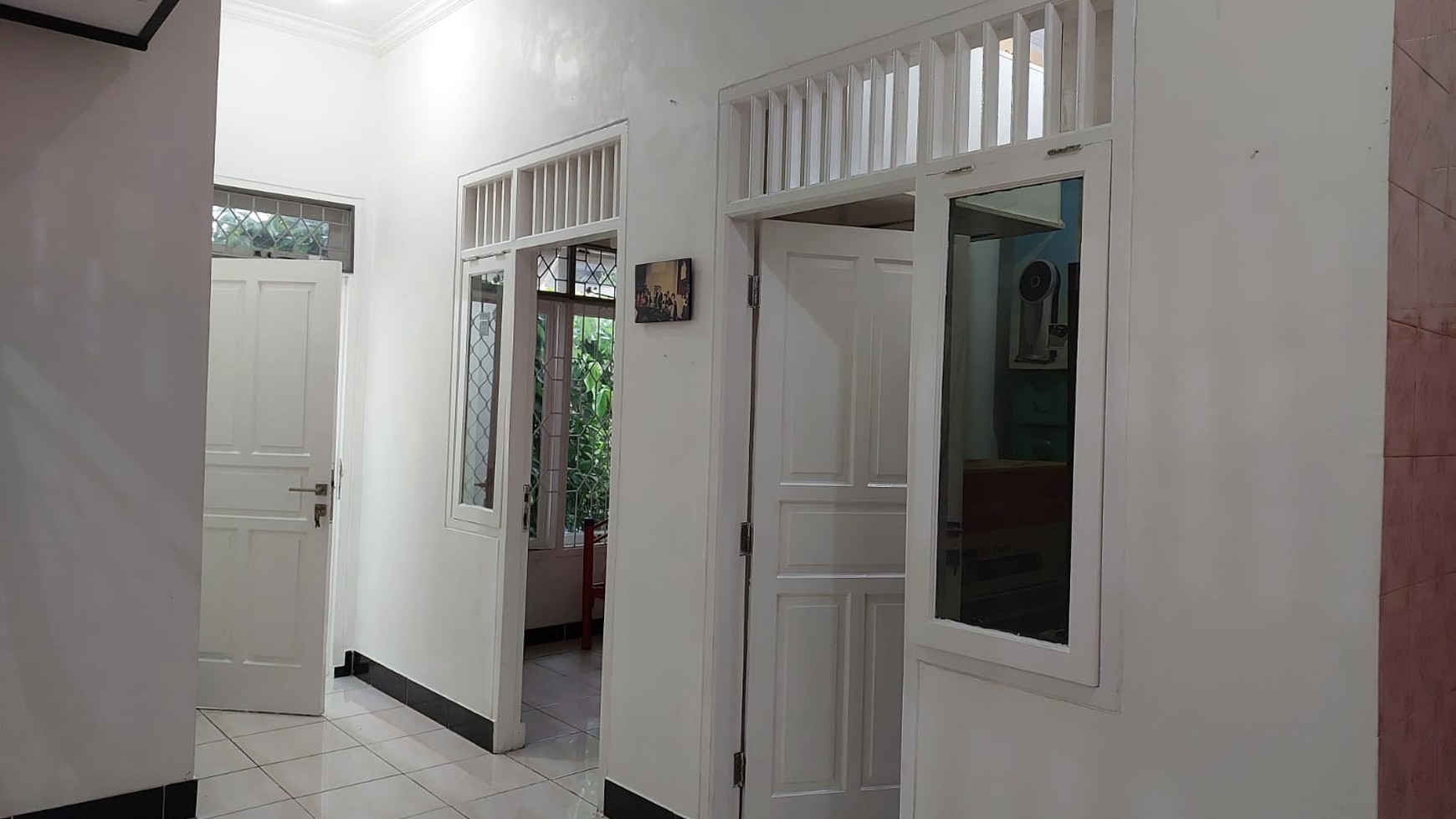 Rumah Hook Siap Huni dan Lokasi Strategis @Pondok Aren